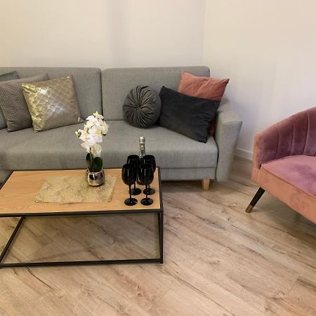 Moderno Apartament Краков Экстерьер фото