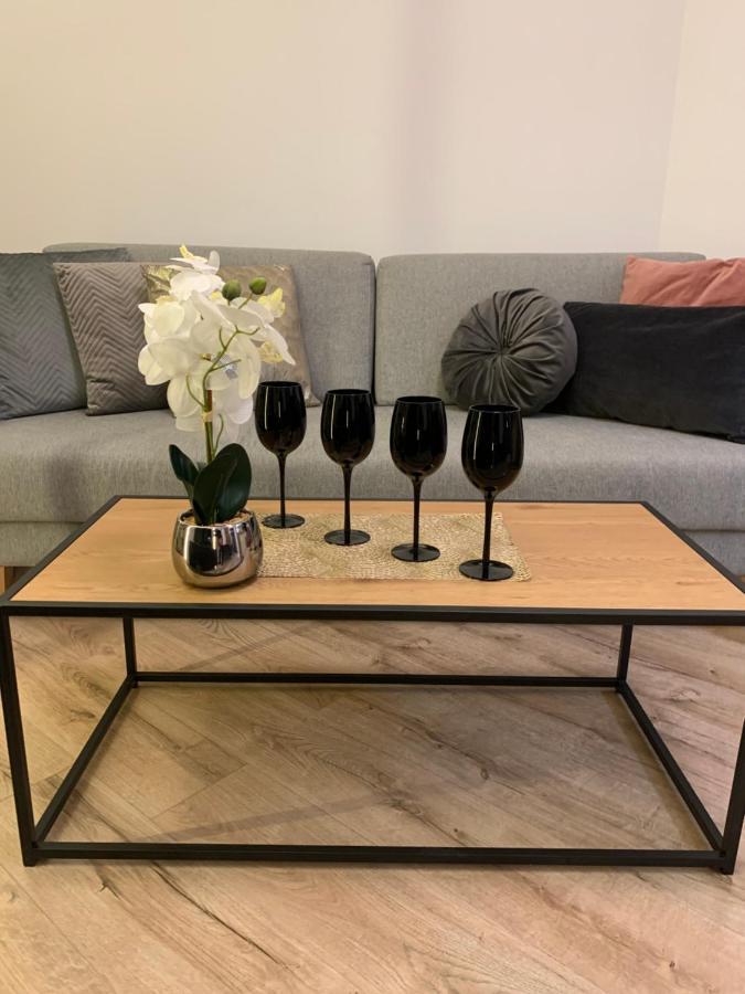 Moderno Apartament Краков Экстерьер фото