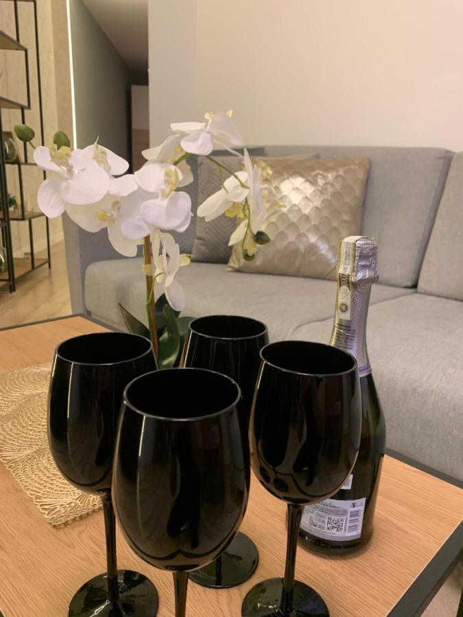 Moderno Apartament Краков Экстерьер фото