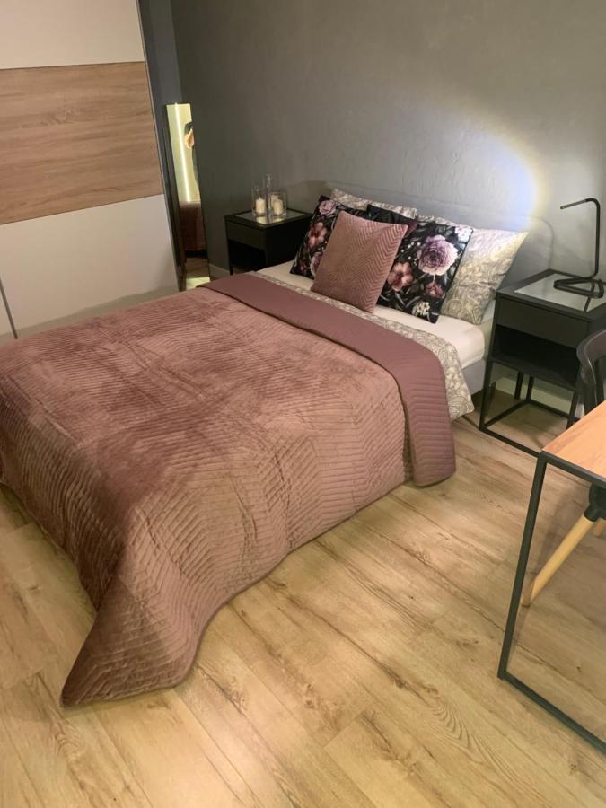 Moderno Apartament Краков Экстерьер фото